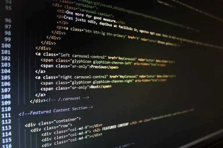 ¿La garantía cubre problemas que surgen debido a actualizaciones de software?